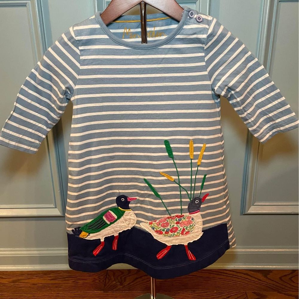 size 3/4 Mini Boden Duck Wind In The Willows Appliqué Dress